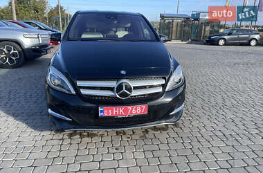 Хэтчбек Mercedes-Benz B-Class 2014 в 