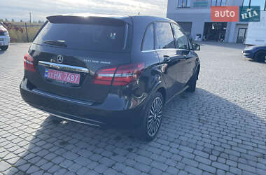 Хэтчбек Mercedes-Benz B-Class 2014 в 