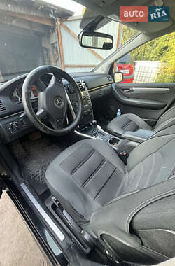 Хэтчбек Mercedes-Benz B-Class 2008 в 