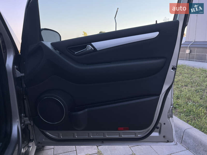 Хэтчбек Mercedes-Benz B-Class 2007 в Ровно фото 65 Хэтчбек Mercedes-Benz B-Class 2007 в Ровно