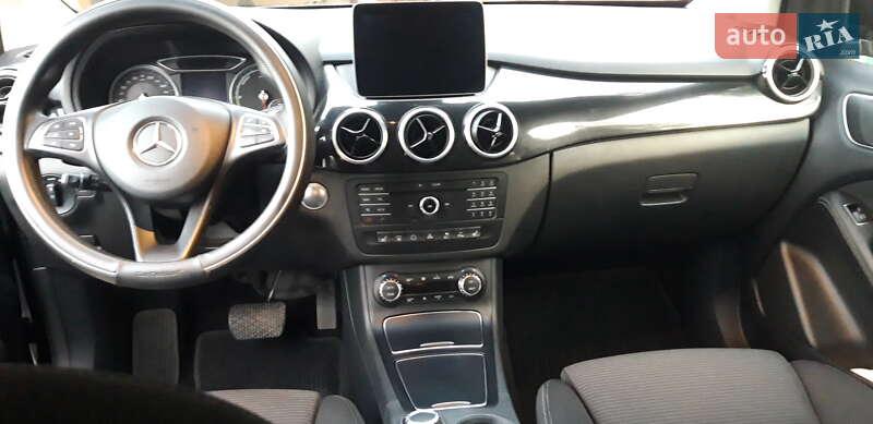 Хэтчбек Mercedes-Benz B-Class 2017 в Харькове
