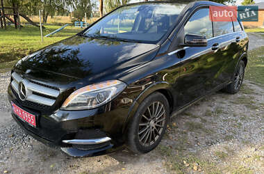 Хэтчбек Mercedes-Benz B-Class 2015 в 