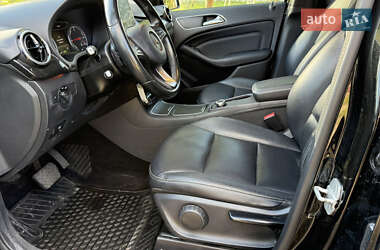 Хэтчбек Mercedes-Benz B-Class 2015 в 