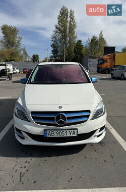Хетчбек Mercedes-Benz B-Class 2015 в Ірпені
