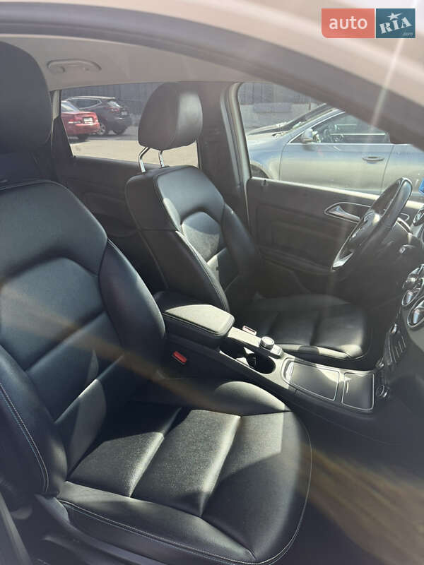 Хетчбек Mercedes-Benz B-Class 2015 в Ірпені