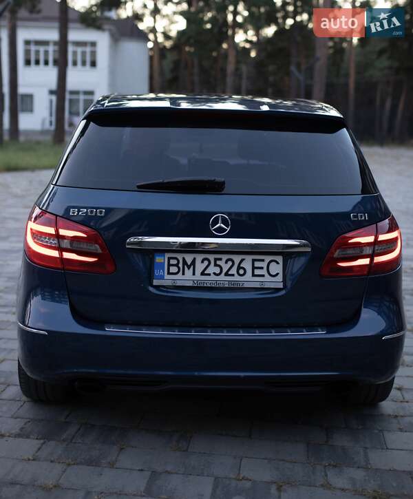 Хэтчбек Mercedes-Benz B-Class 2013 в Ахтырке фото 7 Хэтчбек Mercedes-Benz B-Class 2013 в Ахтырке