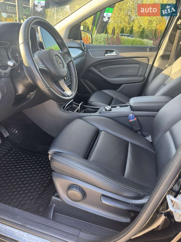 Хэтчбек Mercedes-Benz B-Class 2016 в Хмельницком