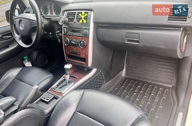 Хэтчбек Mercedes-Benz B-Class 2010 в 