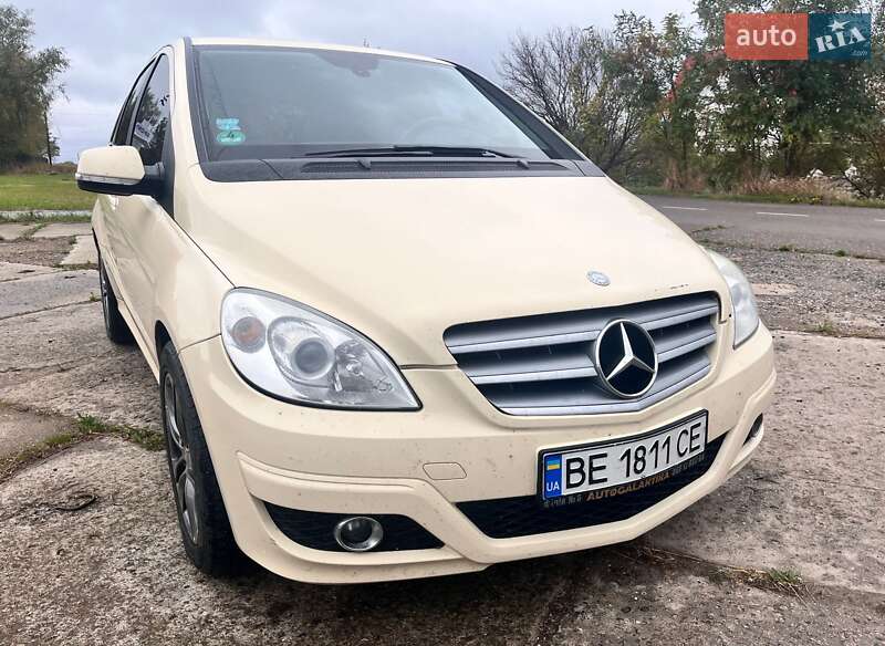 Хетчбек Mercedes-Benz B-Class 2010 в Миколаєві