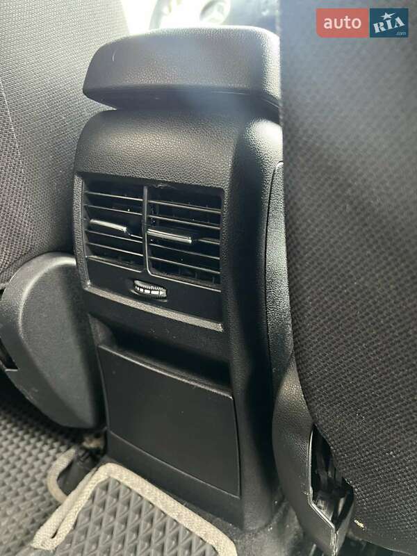 Хэтчбек Mercedes-Benz B-Class 2005 в Луцке фото 17 Хэтчбек Mercedes-Benz B-Class 2005 в Луцке