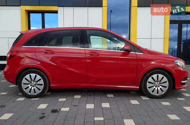 Хэтчбек Mercedes-Benz B-Class 2016 в 