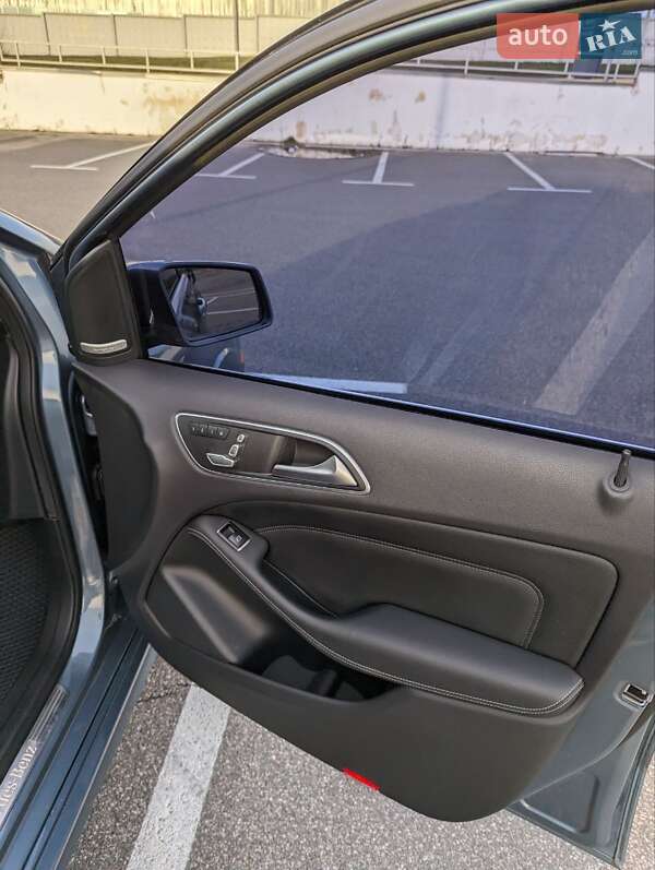 Хетчбек Mercedes-Benz B-Class 2014 в Києві фото 4 Хетчбек Mercedes-Benz B-Class 2014 в Києві