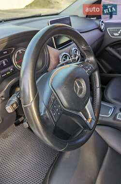 Хетчбек Mercedes-Benz B-Class 2014 в 