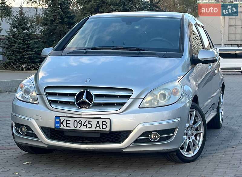 Mercedes-Benz B-Class 2010