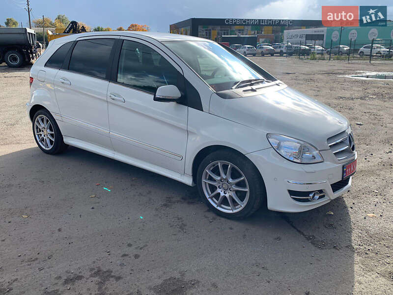 Хетчбек Mercedes-Benz B-Class 2010 в Києві