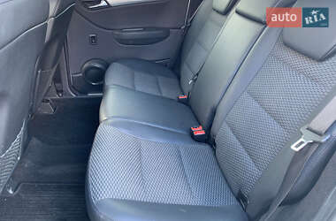 Хетчбек Mercedes-Benz B-Class 2010 в 