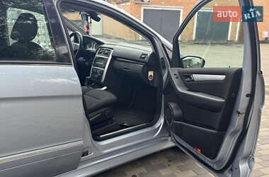 Хэтчбек Mercedes-Benz B-Class 2005 в 