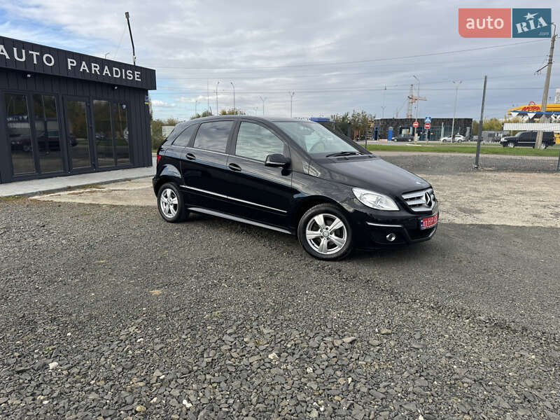 Хэтчбек Mercedes-Benz B-Class 2010 в Луцке фото 3 Хэтчбек Mercedes-Benz B-Class 2010 в Луцке