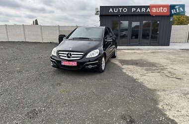Хетчбек Mercedes-Benz B-Class 2009 в 