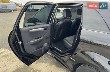 Хетчбек Mercedes-Benz B-Class 2009 в 