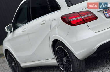 Хэтчбек Mercedes-Benz B-Class 2016 в 