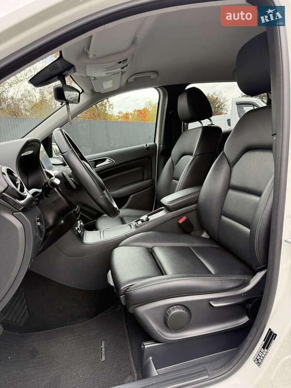 Хэтчбек Mercedes-Benz B-Class 2016 в Дрогобыче