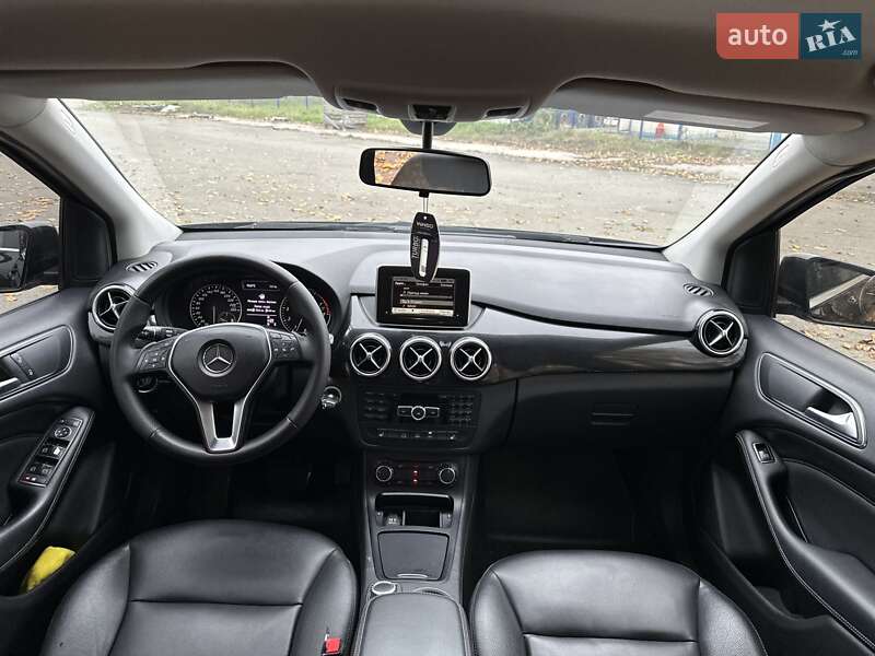 Хетчбек Mercedes-Benz B-Class 2014 в Києві фото 3 Хетчбек Mercedes-Benz B-Class 2014 в Києві