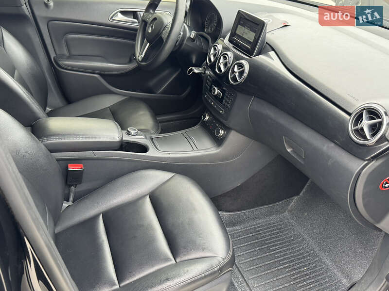 Хетчбек Mercedes-Benz B-Class 2014 в Києві