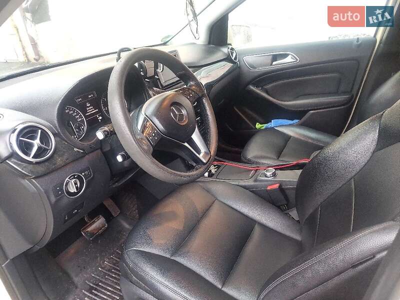 Хетчбек Mercedes-Benz B-Class 2013 в Стрию