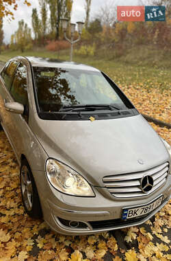 Хэтчбек Mercedes-Benz B-Class 2006 в 