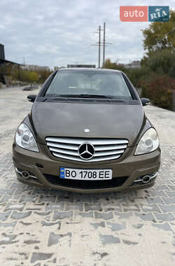 Хэтчбек Mercedes-Benz B-Class 2006 в 
