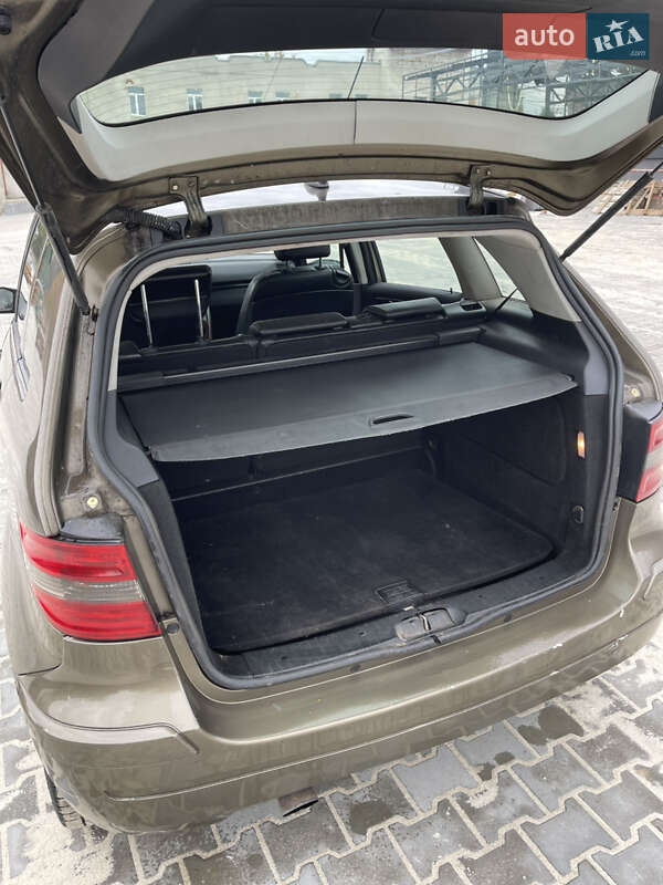 Хетчбек Mercedes-Benz B-Class 2006 в Тернополі фото 28 Хетчбек Mercedes-Benz B-Class 2006 в Тернополі