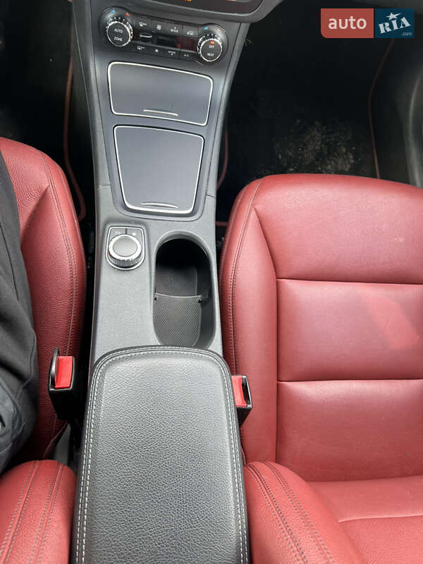 Хэтчбек Mercedes-Benz B-Class 2015 в Нововолынске