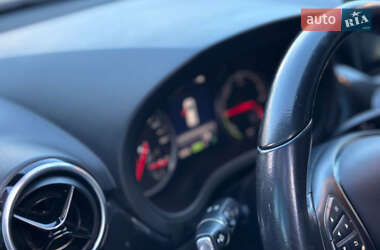 Хетчбек Mercedes-Benz B-Class 2017 в 