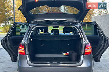 Хетчбек Mercedes-Benz B-Class 2017 в 