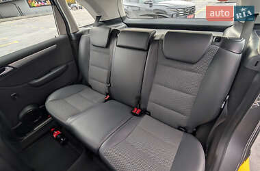 Хетчбек Mercedes-Benz B-Class 2008 в  фото 31 Хетчбек Mercedes-Benz B-Class 2008 в