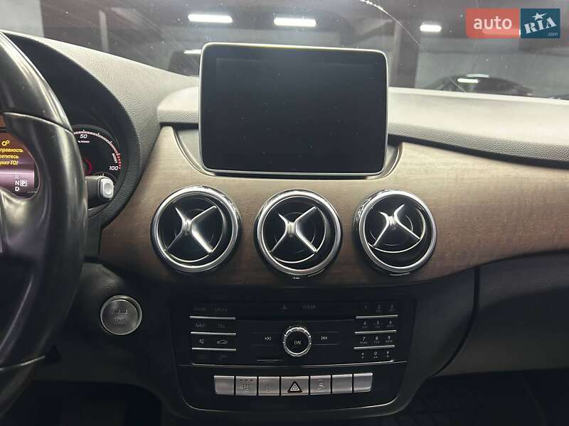 Хэтчбек Mercedes-Benz B-Class 2015 в Черновцах фото 14 Хэтчбек Mercedes-Benz B-Class 2015 в Черновцах