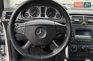 Хетчбек Mercedes-Benz B-Class 2006 в  фото 19 Хетчбек Mercedes-Benz B-Class 2006 в
