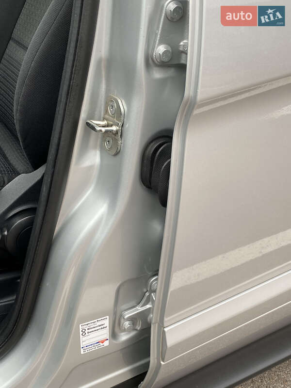 Хэтчбек Mercedes-Benz B-Class 2006 в Киеве фото 38 Хэтчбек Mercedes-Benz B-Class 2006 в Киеве