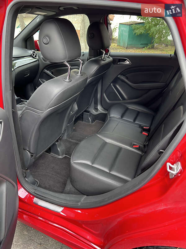 Хетчбек Mercedes-Benz B-Class 2012 в Києві фото 17 Хетчбек Mercedes-Benz B-Class 2012 в Києві