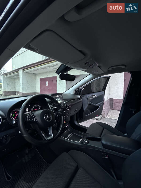 Хетчбек Mercedes-Benz B-Class 2016 в Тернополі фото 16 Хетчбек Mercedes-Benz B-Class 2016 в Тернополі