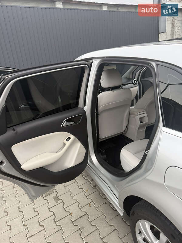 Хетчбек Mercedes-Benz B-Class 2014 в Львові фото 10 Хетчбек Mercedes-Benz B-Class 2014 в Львові