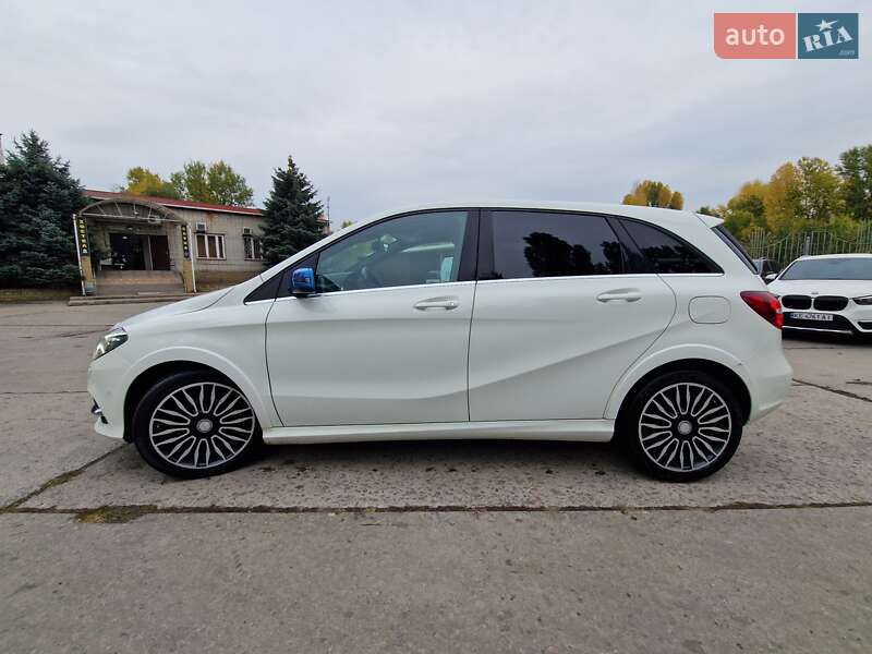 Хетчбек Mercedes-Benz B-Class 2016 в Дніпрі фото 7 Хетчбек Mercedes-Benz B-Class 2016 в Дніпрі