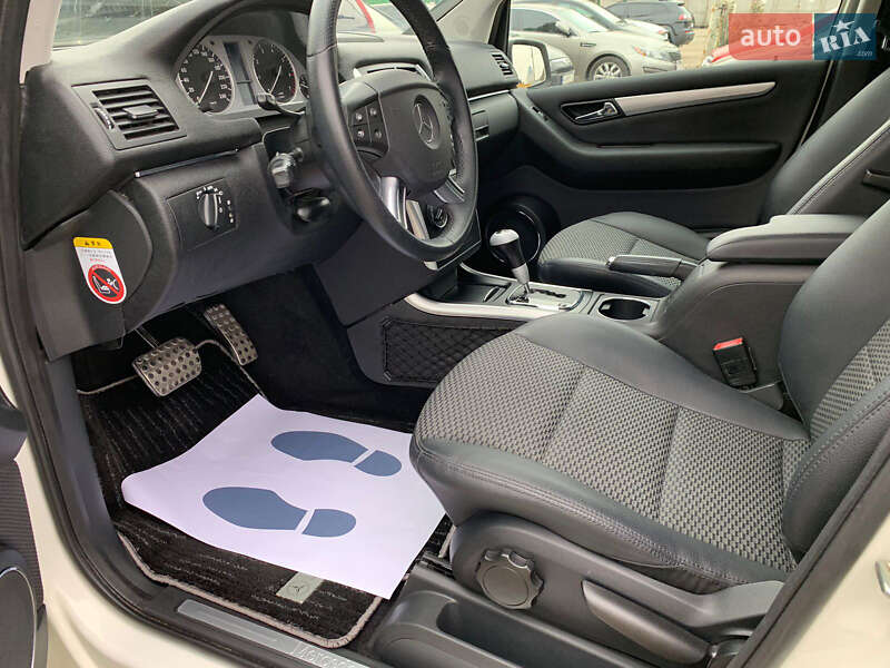 Хетчбек Mercedes-Benz B-Class 2010 в Києві