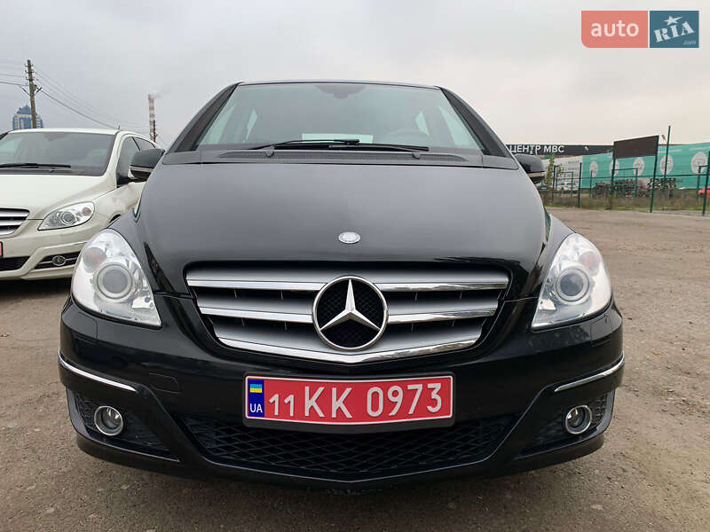 Хетчбек Mercedes-Benz B-Class 2010 в Києві фото 11 Хетчбек Mercedes-Benz B-Class 2010 в Києві