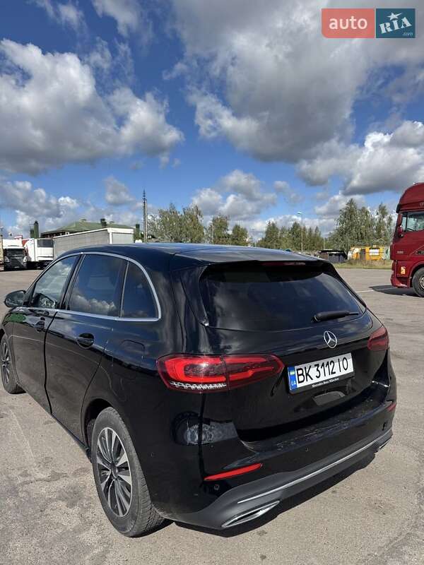 Хетчбек Mercedes-Benz B-Class 2021 в Ірпені фото 3 Хетчбек Mercedes-Benz B-Class 2021 в Ірпені