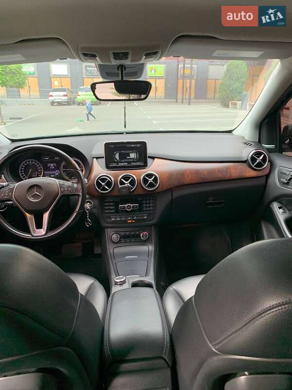 Хетчбек Mercedes-Benz B-Class 2014 в Дніпрі фото 4 Хетчбек Mercedes-Benz B-Class 2014 в Дніпрі