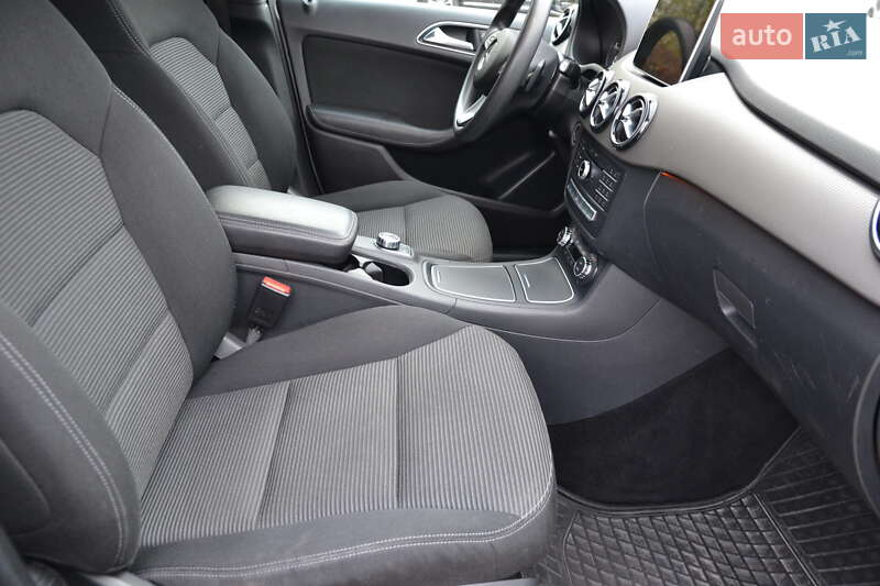 Хэтчбек Mercedes-Benz B-Class 2015 в Луцке