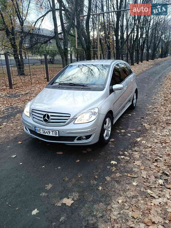 Хэтчбек Mercedes-Benz B-Class 2005 в Першотравенске фото Хэтчбек Mercedes-Benz B-Class 2005 в Першотравенске