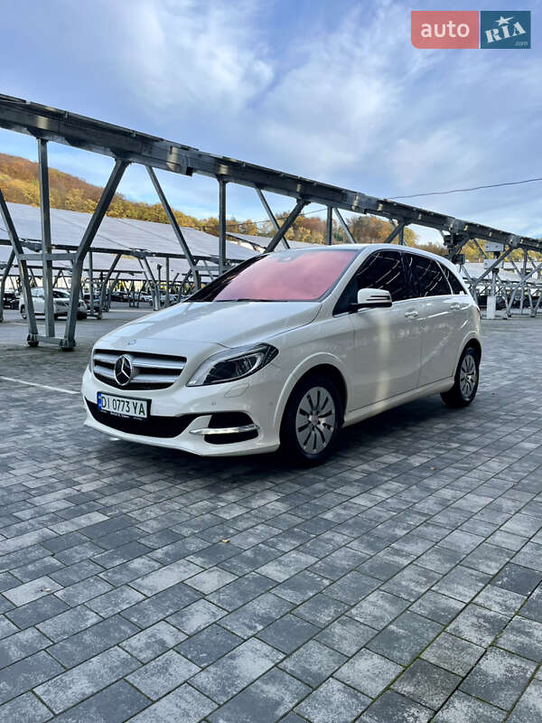 Mercedes-Benz B-Class 2015 Mercedes-Benz B-Class 2015